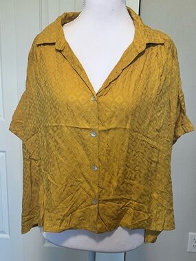 NWT BP boxy oversized relaxed fit short sleeves geometric diamond pattern top